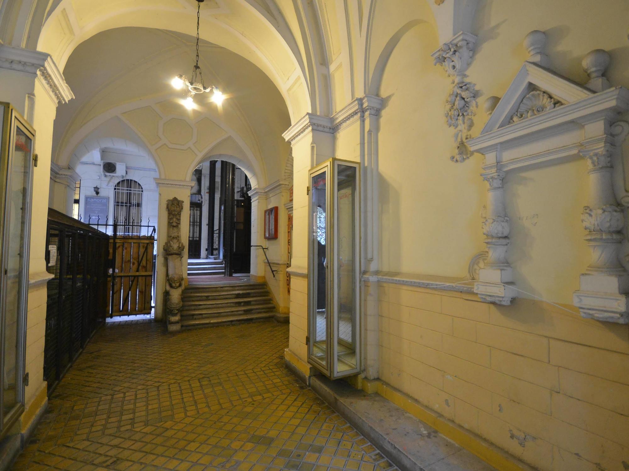Heart Of Downtown Apartment Budapeste Exterior foto
