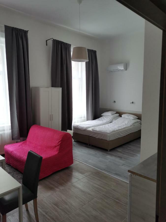 Heart Of Downtown Apartment Budapeste Exterior foto