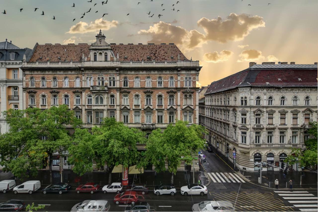 Heart Of Downtown Apartment Budapeste Exterior foto