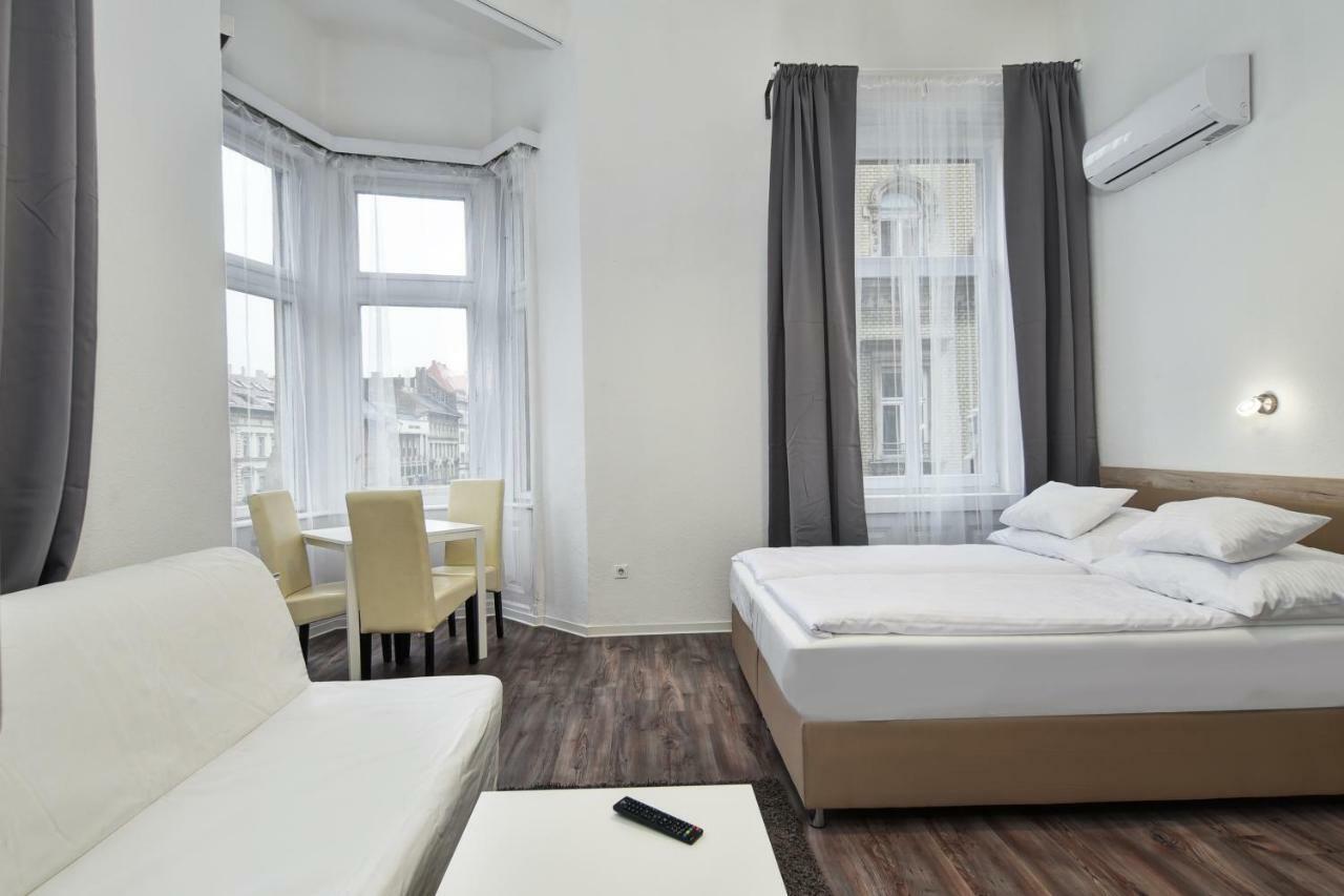 Heart Of Downtown Apartment Budapeste Exterior foto