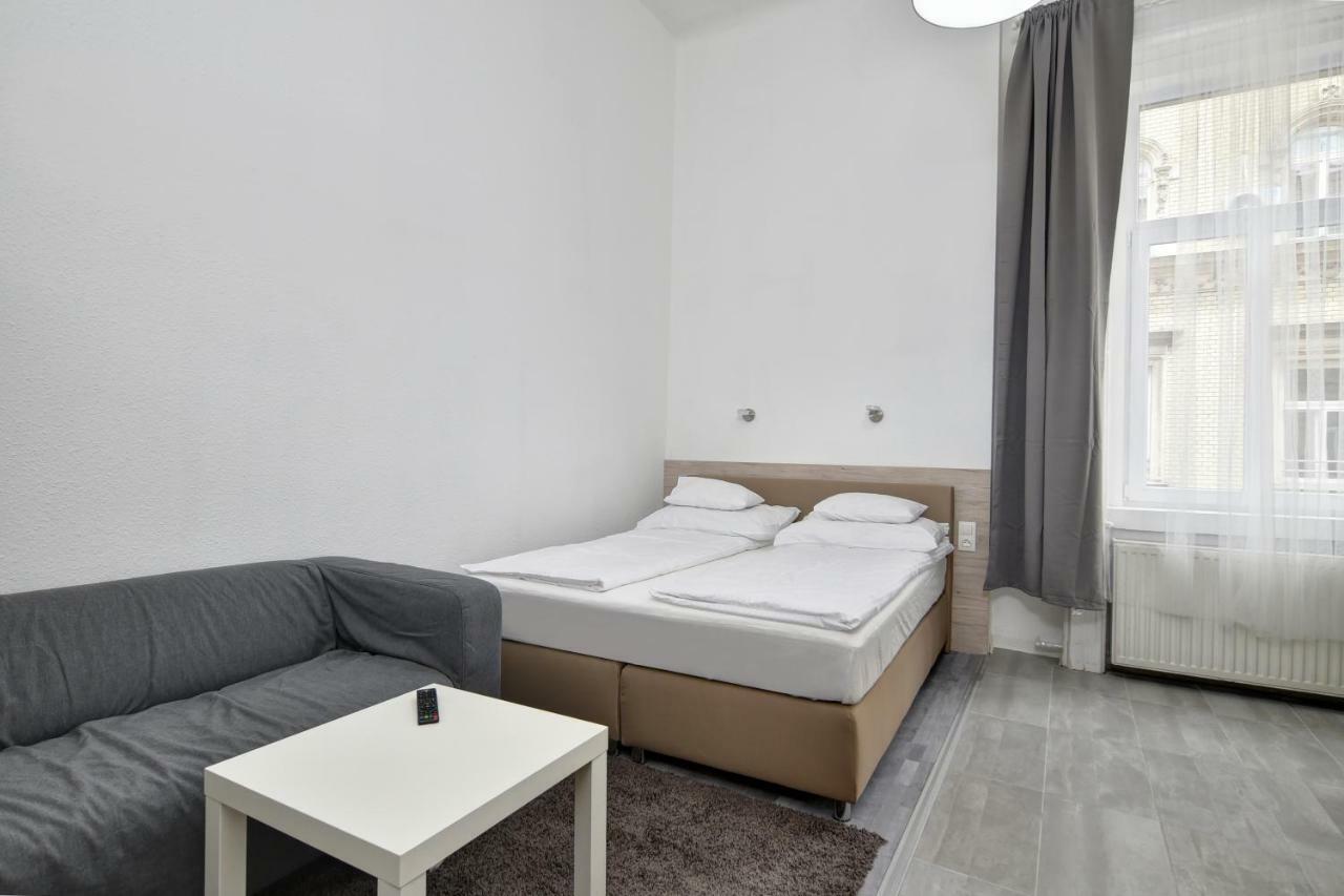 Heart Of Downtown Apartment Budapeste Exterior foto