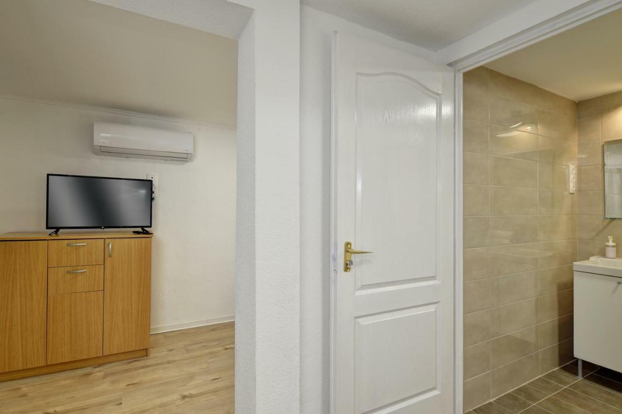 Heart Of Downtown Apartment Budapeste Exterior foto