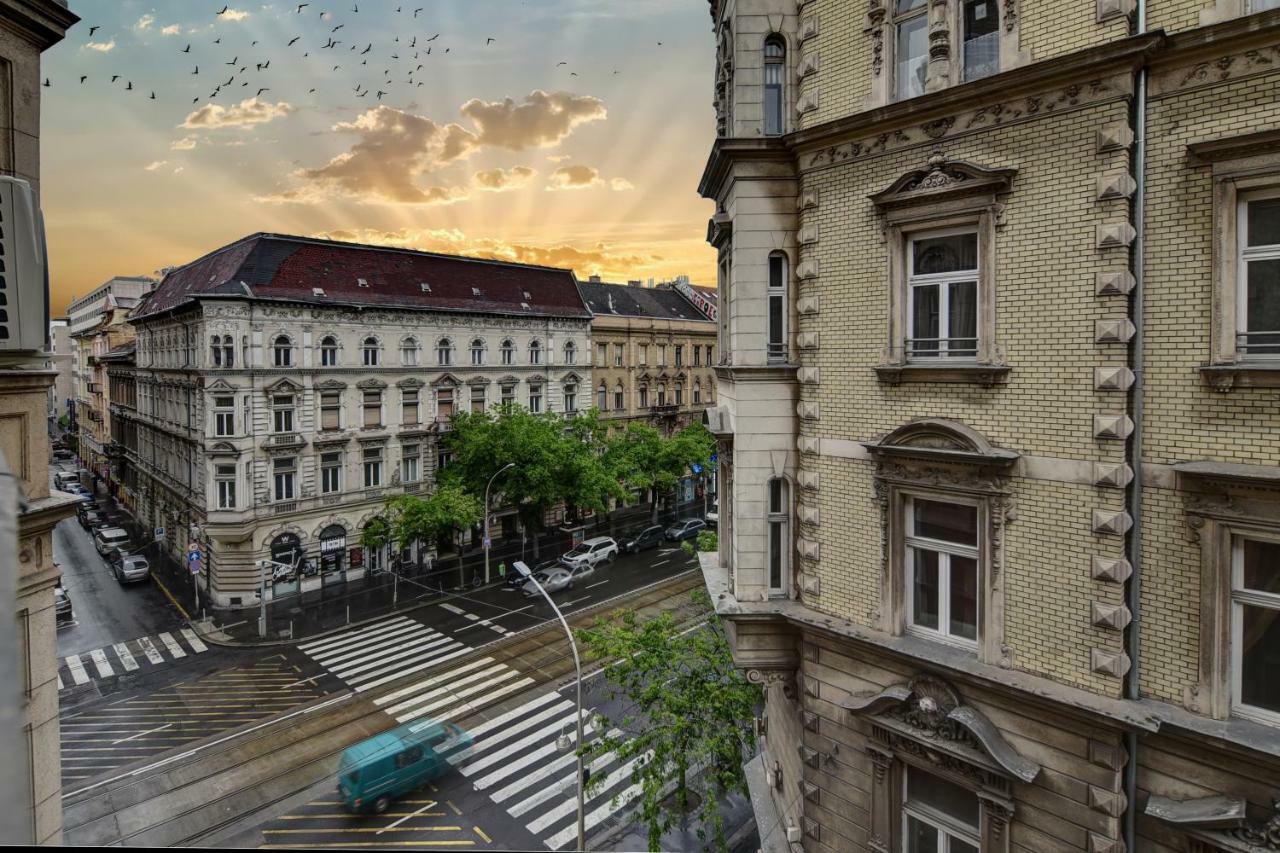 Heart Of Downtown Apartment Budapeste Exterior foto