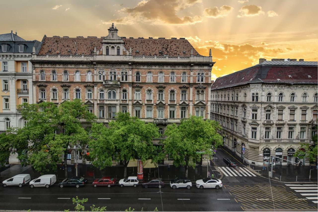 Heart Of Downtown Apartment Budapeste Exterior foto